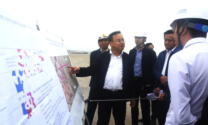 Lãnh đạo tỉnh kiểm tra tiến độ xây dựng Cảng Hàng không Quảng Trị
