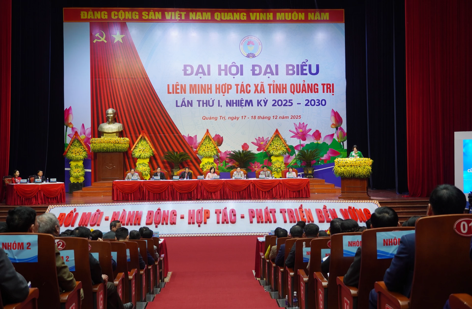 Toàn cảnh đại hội - Ảnh: X.P