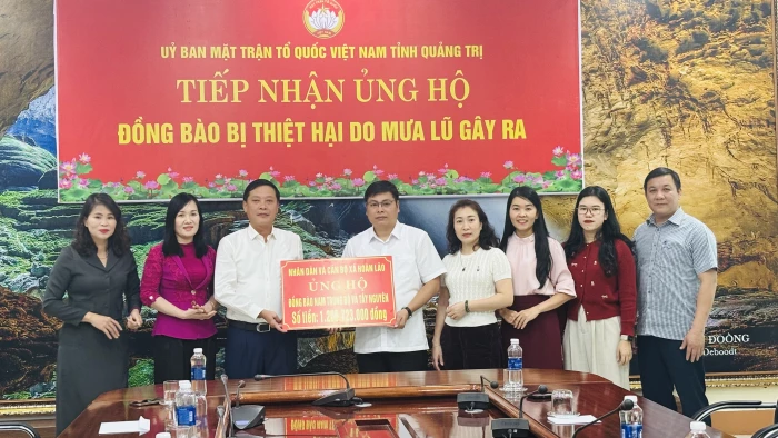 Tiếp nhận kinh phí ủng hộ đồng bào miền Trung, Tây Nguyên