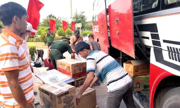 Cao điểm chống buôn lậu, gian lận thương mại dịp Tết Nguyên đán Bính Ngọ 2026