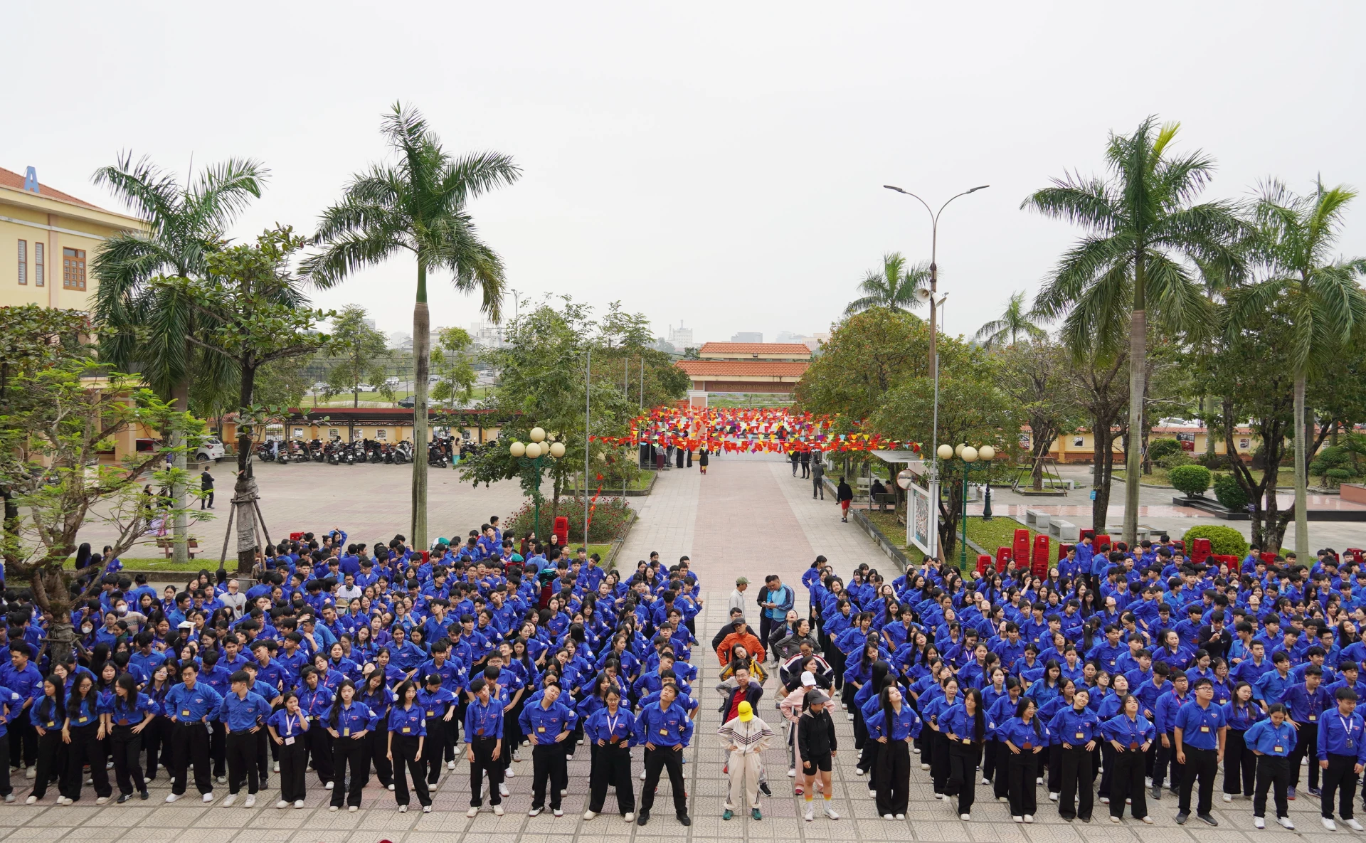 Giải chạy bộ vì cộng đồng “UPRACE 2025” thu hút hơn 2.100 vận động viên tham gia. Ảnh: X.P

