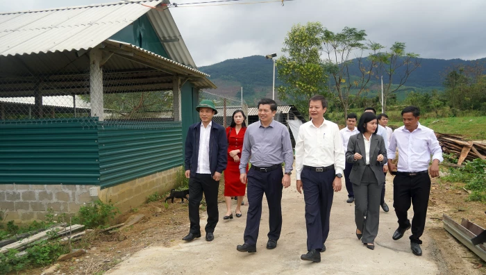 Đồng chí Phó Bí thư Thường trực Tỉnh ủy làm việc với Ban Thường vụ Đảng ủy xã Hướng Hiệp