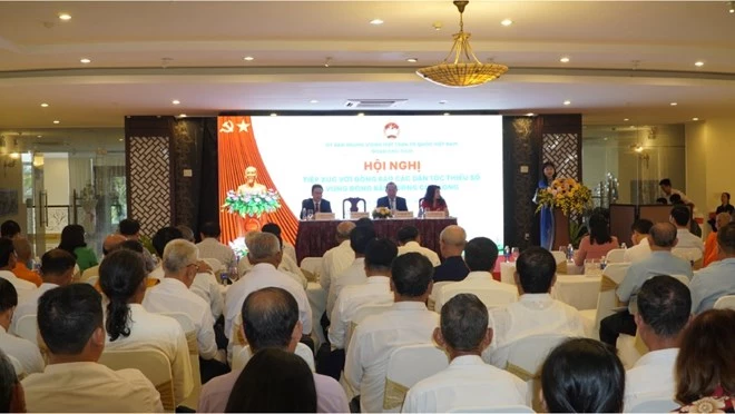 Đại biểu dự Hội nghị tiếp xúc, lắng nghe ý kiến của đồng bào các dân tộc thiểu số vùng ĐBSCL. Ảnh: Nguyên Anh