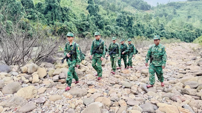 Đường biên xanh