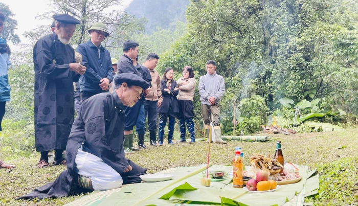 Lễ cúng Giang Sơn - tiếng gọi thiêng liêng từ đại ngàn của người Rục