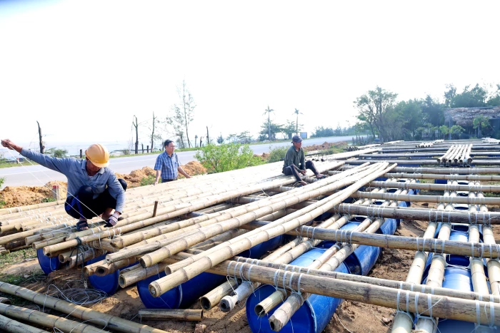 Thăng trầm nghề nuôi trồng hải sản ở Vũng Chùa-Đảo Yến