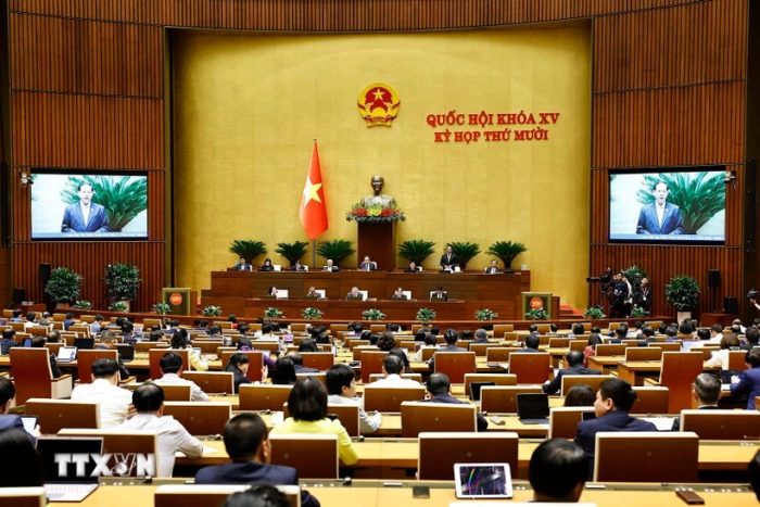 Hôm nay, Quốc hội thảo luận về báo cáo nhiệm kỳ của Chủ tịch nước, Chính phủ