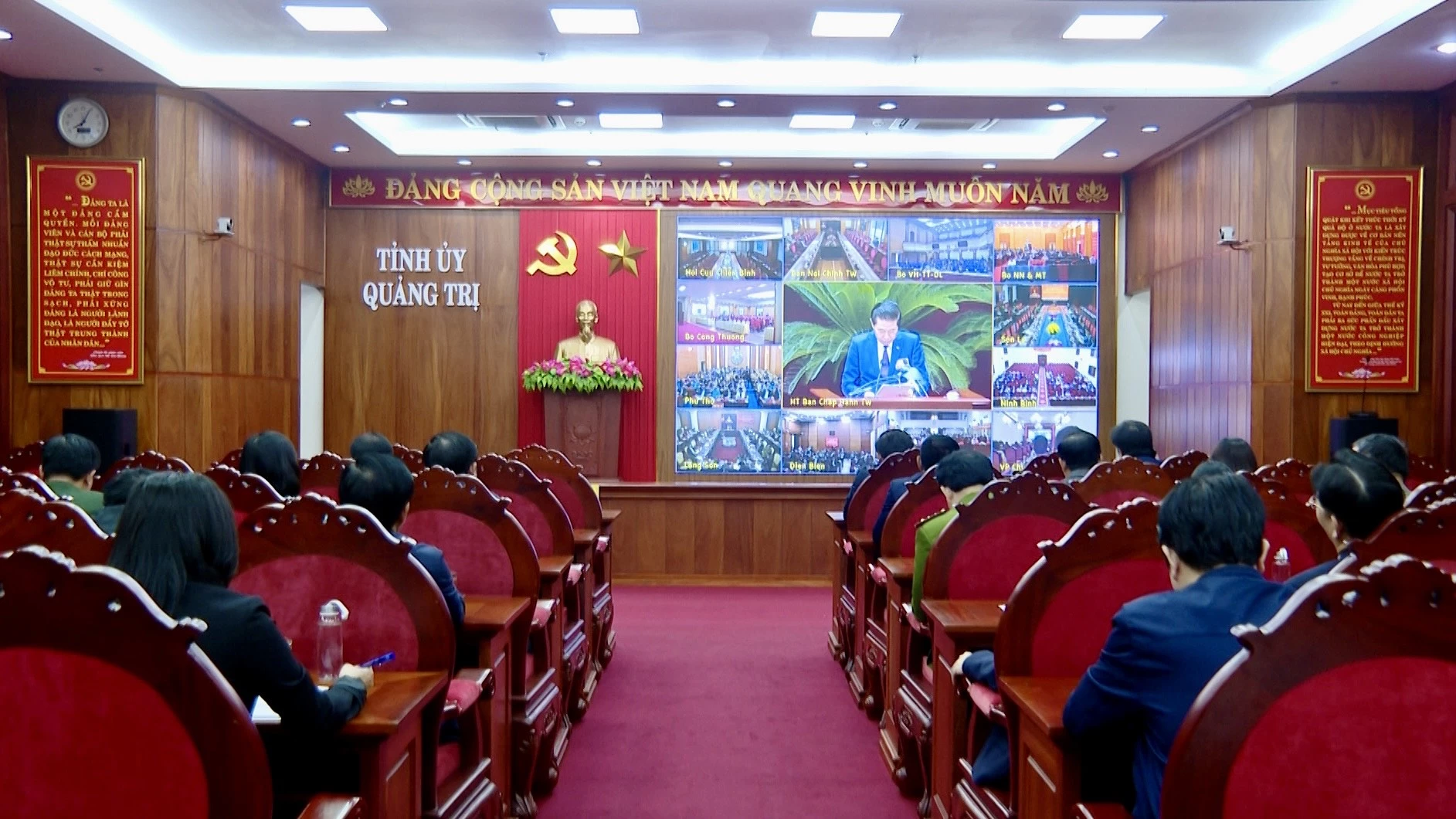 Quang cảnh hội nghị tại điểm cầu Quảng Trị - Ảnh: T.T