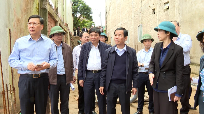 Thống nhất phương án, khởi công công trình chống sạt lở tại xã Khe Sanh vào ngày 14/12