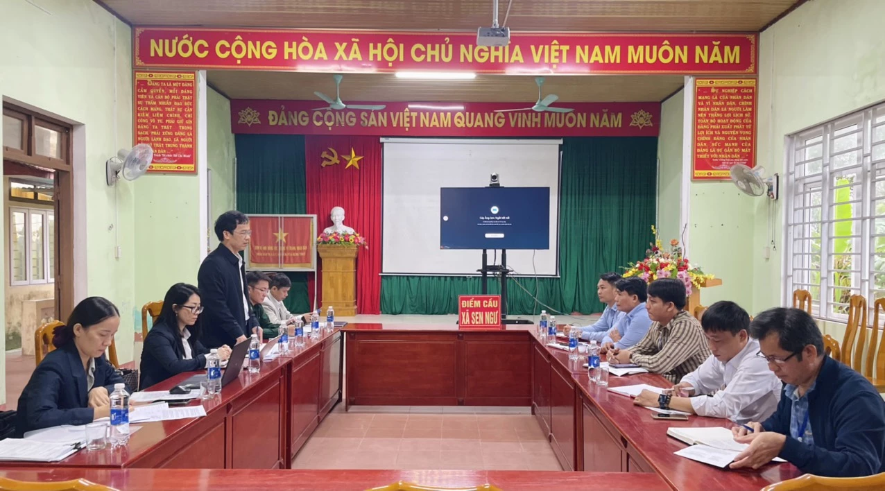 Đoàn kiểm tra liên ngành tổ chức kiểm tra công tác tổ chức thi hành pháp luật tại địa phương - Ảnh: T.L