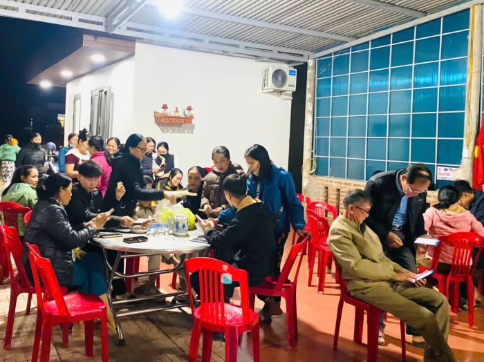 Đẩy mạnh chuyển đổi số để thúc đẩy giảm nghèo ở xã Hiếu Giang