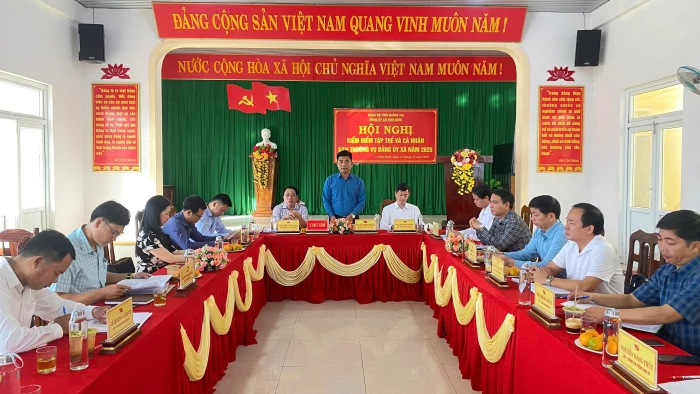 Xã Vĩnh Định kiểm điểm tập thể và cá nhân Ban Thường vụ Đảng uỷ xã năm 2025