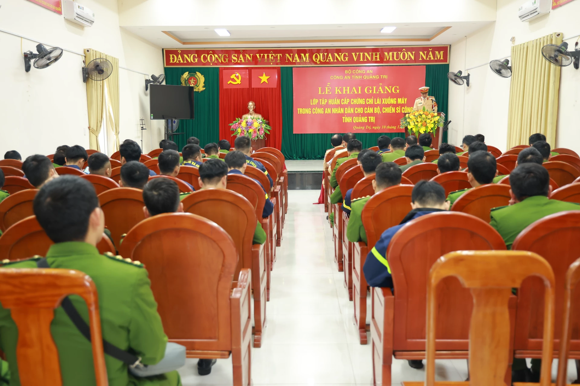 Quang cảnh lớp tập huấn.