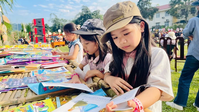 Lan tỏa tri thức, bồi đắp niềm tin và khát vọng nơi biên giới