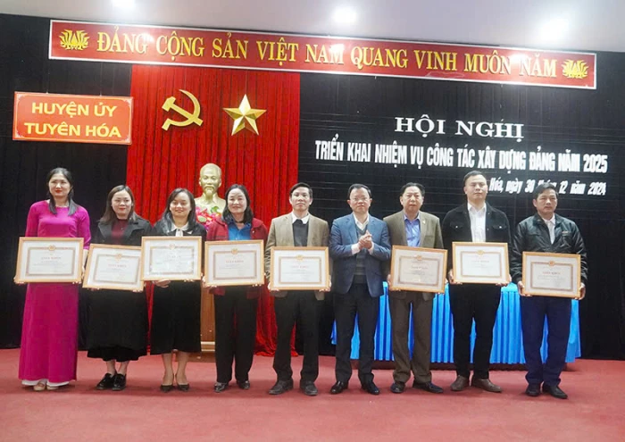 Bí thư chi bộ được 'Đảng tín, dân tin' ở thôn Hà Trang