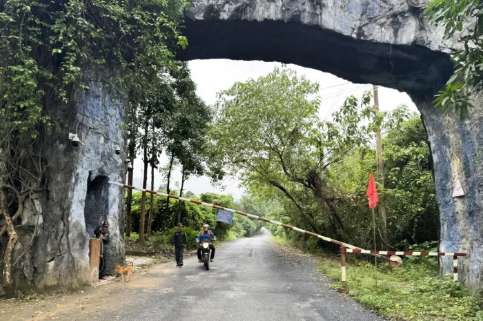 Bảo vệ rừng ngay từ cửa ngõ di sản