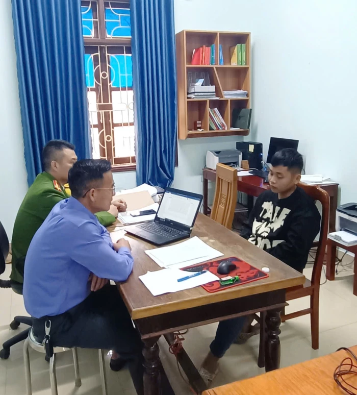 Khởi tố đối tượng lừa đảo trên không gian mạng