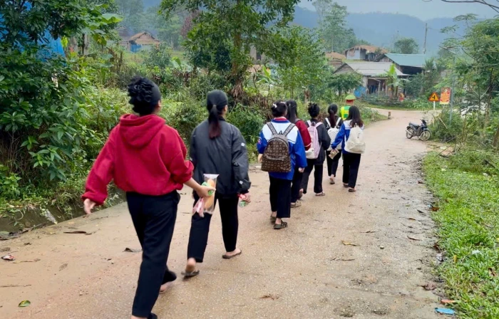 Để học sinh vùng cao không còn bỏ học