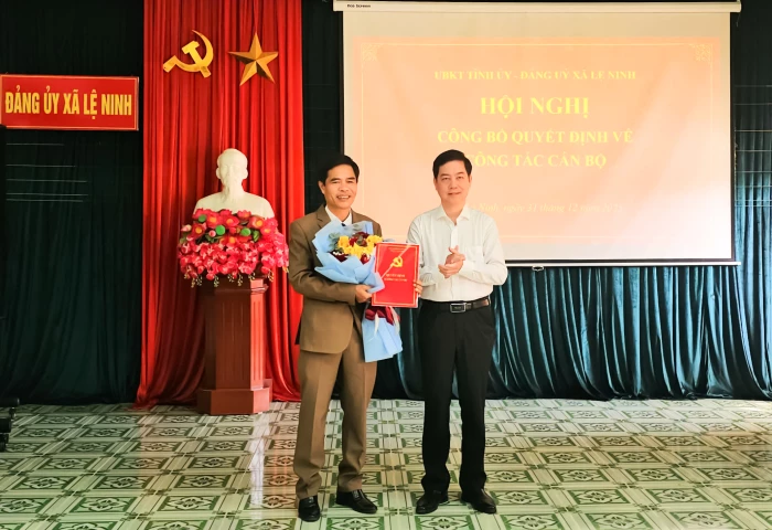 Xã Lệ Ninh: Công bố quyết định của Ban Thường vụ Tỉnh ủy về công tác cán bộ