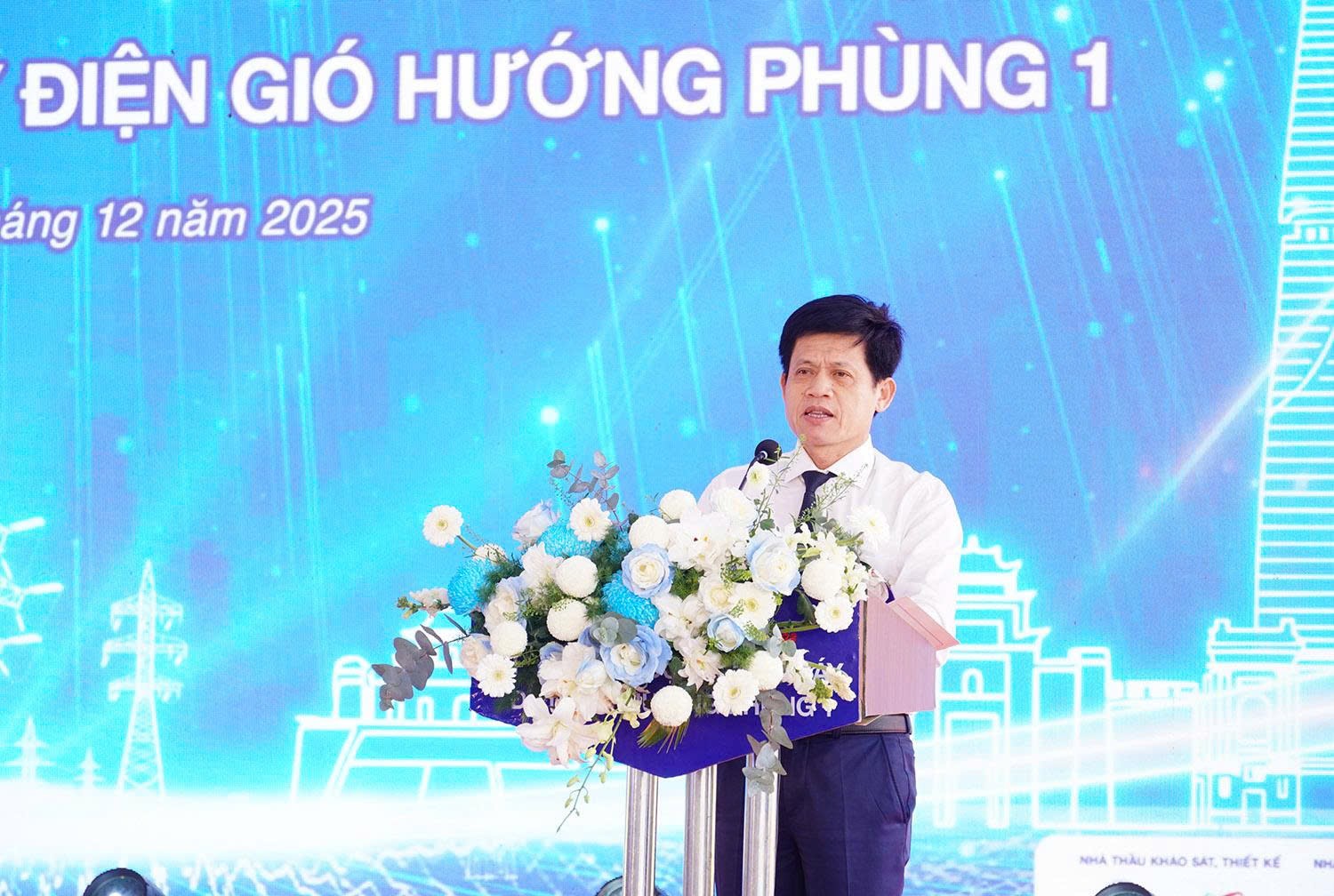 UVBTV Tỉnh ủy, Phó Chủ tịch UBND tỉnh Lê Văn Bảo phát biểu tại lễ khởi công- Ảnh: Tạ Hưng