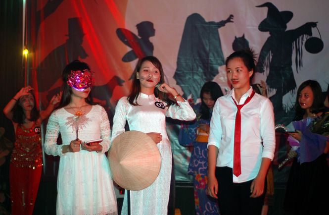 Trường đại học Quảng Bình tổ chức đêm hội Halloween