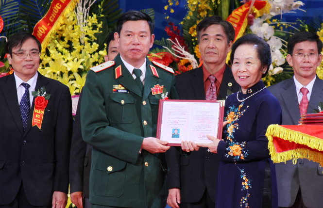 Vinh danh 522 tân giáo sư, phó giáo sư