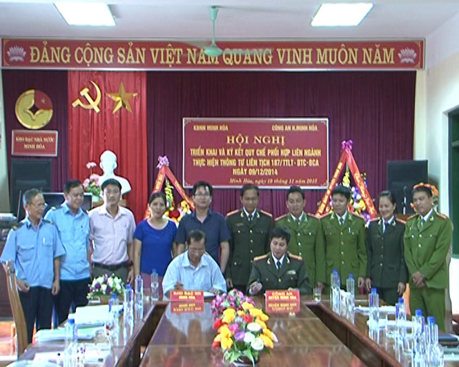 Ký kết quy chế phối hợp bảo đảm an ninh, an toàn tiền và tài sản