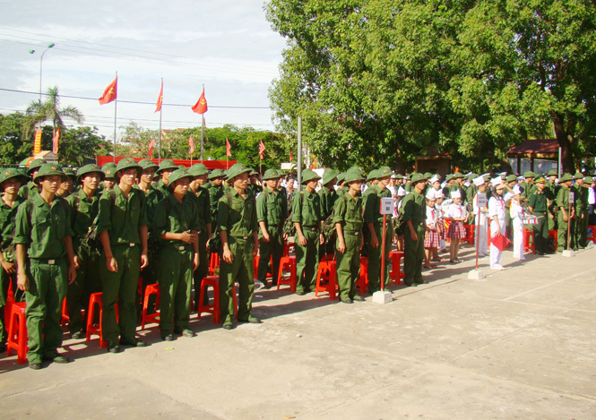 Đảng bộ Quân sự huyện Quảng Trạch: Chú trọng nâng cao chất lượng giáo dục chính trị, huấn luyện quân sự