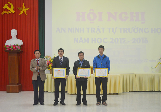 Tổ chức hội nghị an ninh trật tự trường học năm học 2015-2016