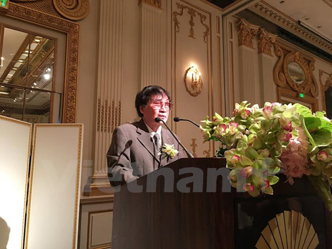 Nhà văn Trần Mai Hạnh nhận Giải thưởng Văn học ASEAN năm 2015