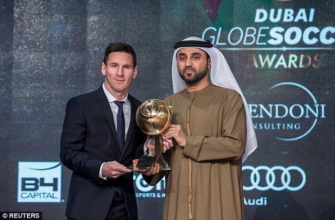 Lionel Messi lần đầu giành giải thưởng Globe Soccer Awards