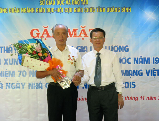Những thầy giáo và một thời hoa lửa