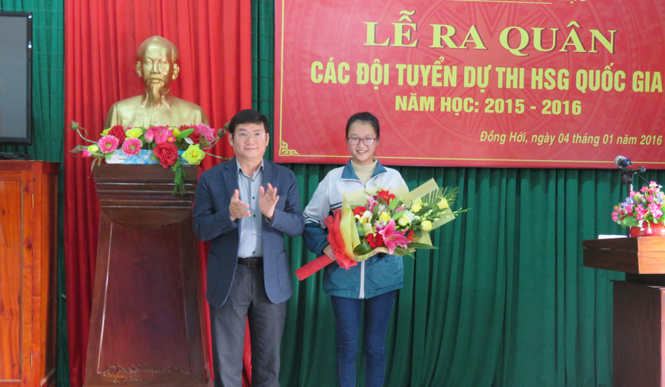 Lễ ra quân các đội tuyển dự thi học sinh giỏi Quốc gia năm học 2015-2016