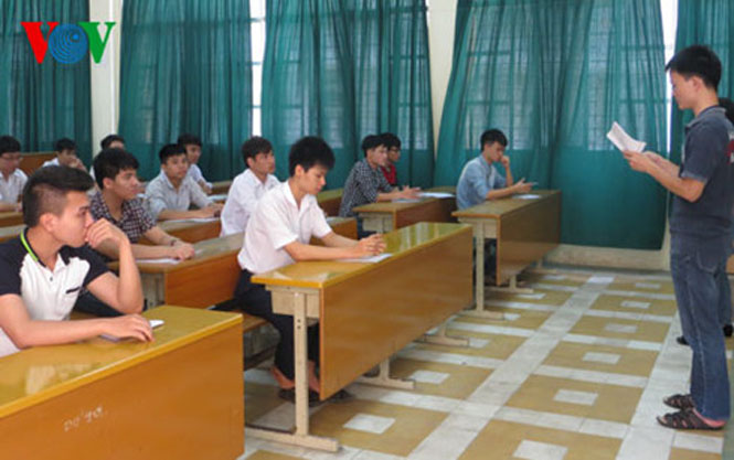 Đổi mới giáo dục không thể vội vàng, lắp ghép