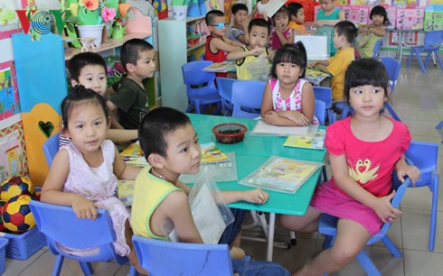 Bộ GD-ĐT yêu cầu đẩy mạnh chính sách với trẻ em và giáo viên mầm non