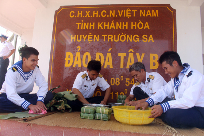 Nhật ký Trường Sa - Kỳ 6: Đá Tây-"Thành phố" đảo chìm
