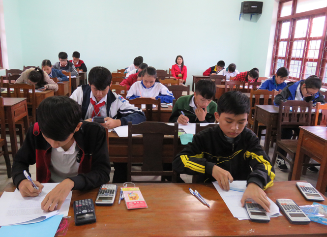 139 học sinh đoạt giải tại kỳ thi Giải toán trên máy tính cầm tay cấp tỉnh