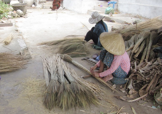Làng chổi đót Quảng Phong