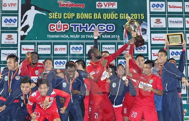 Thắng Hà Nội T&amp;T, Becamex Bình Dương giành siêu cúp Quốc gia 2015