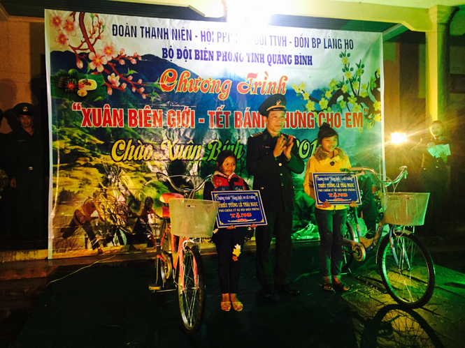 Ấm nồng xuân biên cương