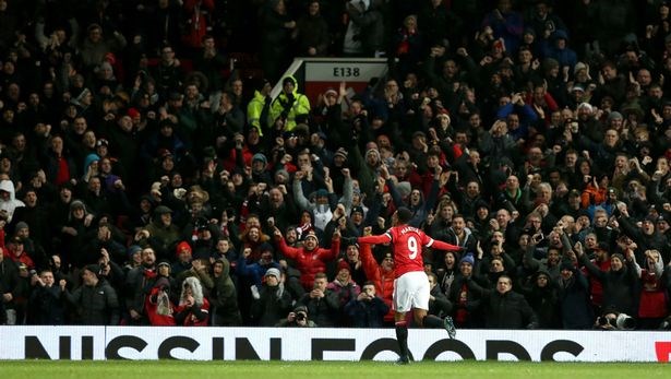 Man United thăng hoa, trở lại là chính mình "nhờ" bị chê bai