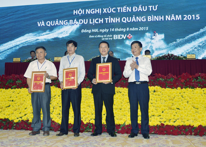 Đường lớn đã mở
