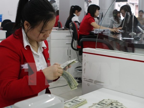 "VND có thể giảm 4 đến 5% so với USD trong năm 2016"