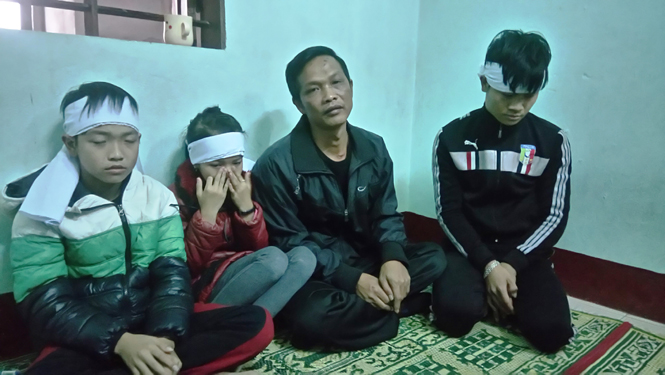Vụ chìm tàu cá khiến 3 ngư dân mất tích: Gặp những người may mắn trở về