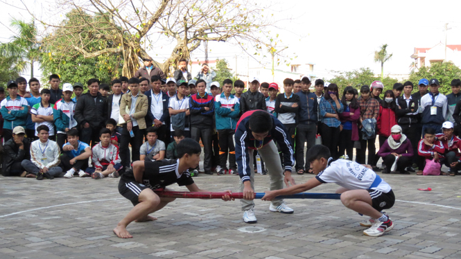 Khai mạc Giải thể thao học sinh phổ thông cấp tỉnh năm 2016