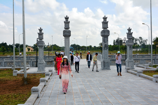 Không lãng quên tiền nhân
