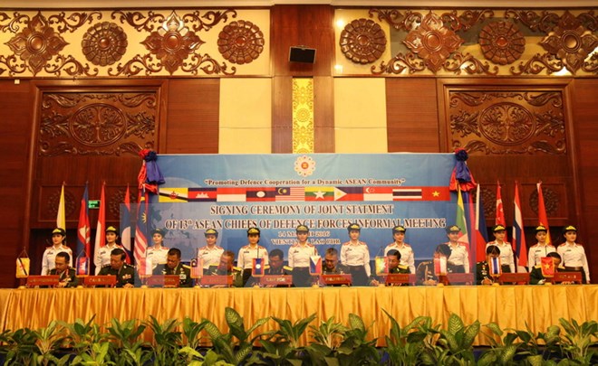 Bế mạc Hội nghị không chính thức Tư lệnh lực lượng quốc phòng ASEAN