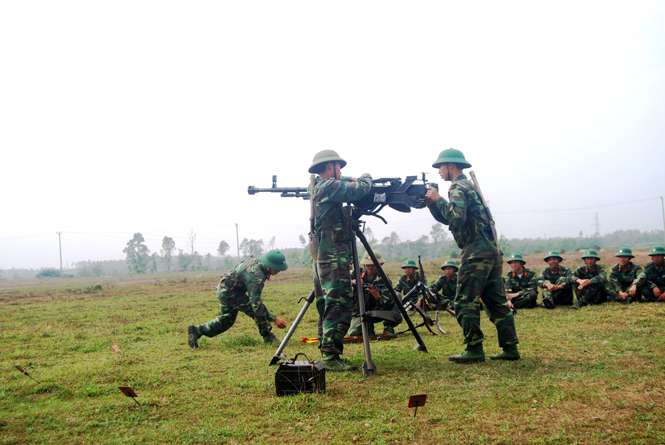 Lực lượng vũ trang TP. Đồng Hới: Nâng cao chất lượng huấn luyện