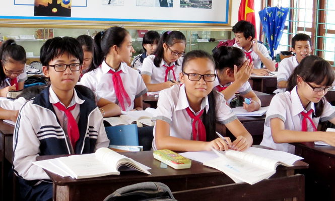Báo động tật khúc xạ học đường