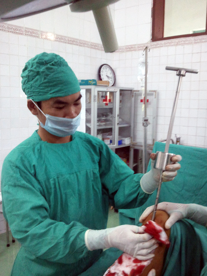 "Tuổi trẻ là cống hiến"